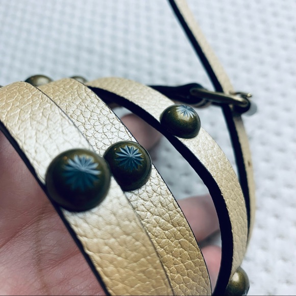 Eddie Bauer genuine leather gold studded belt Sz Large - Picture 2 of 8